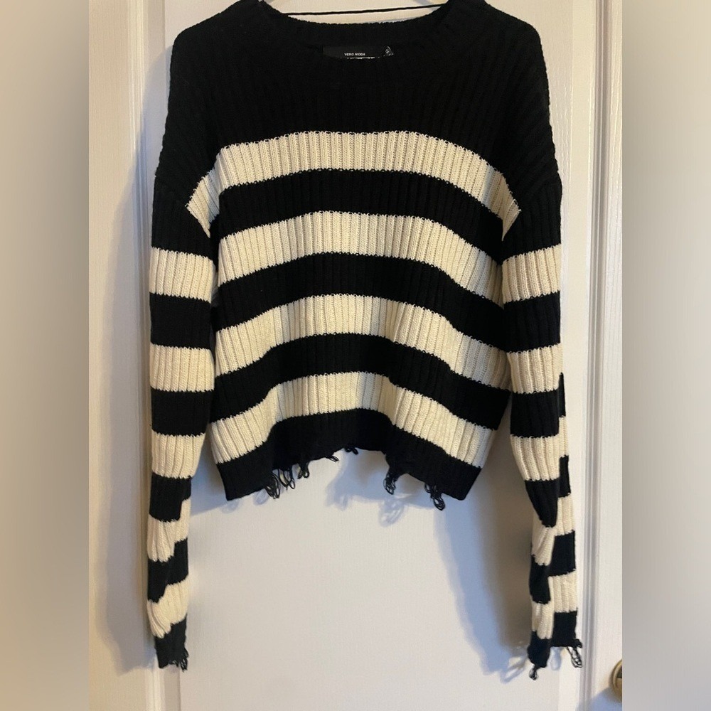 NWT Vero Moda Black and Cream Striped Sweater XL‎ Chunky Knit Distressed
